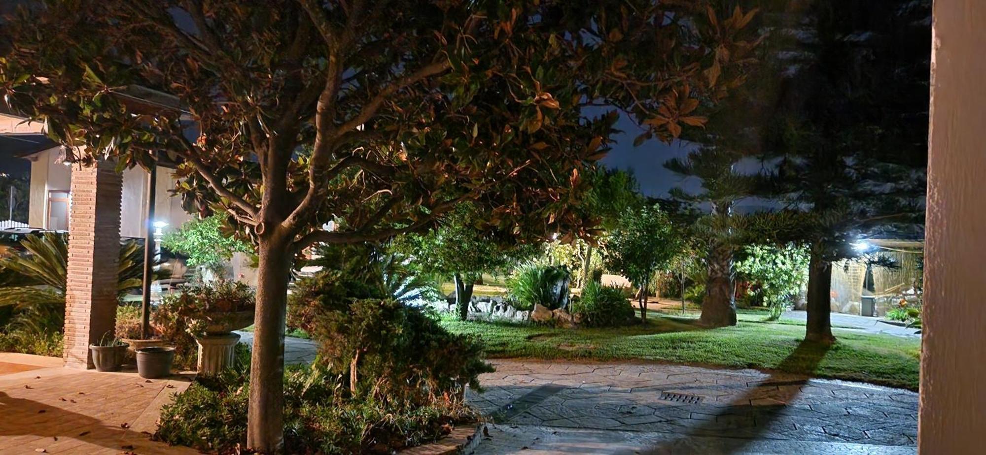B&B Le Dee Di Пестум Экстерьер фото